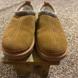 Koolaburra Brown Suede Casual Shoes - Super Soft